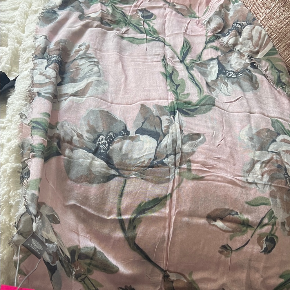 Vince Camuto Pale Rose Quartz Scarf